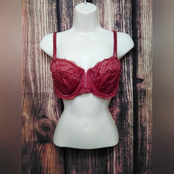 2 for 30$ Auden Elegant Lace Underwire Bra in Deep Red 38C - Picture 1 of 5